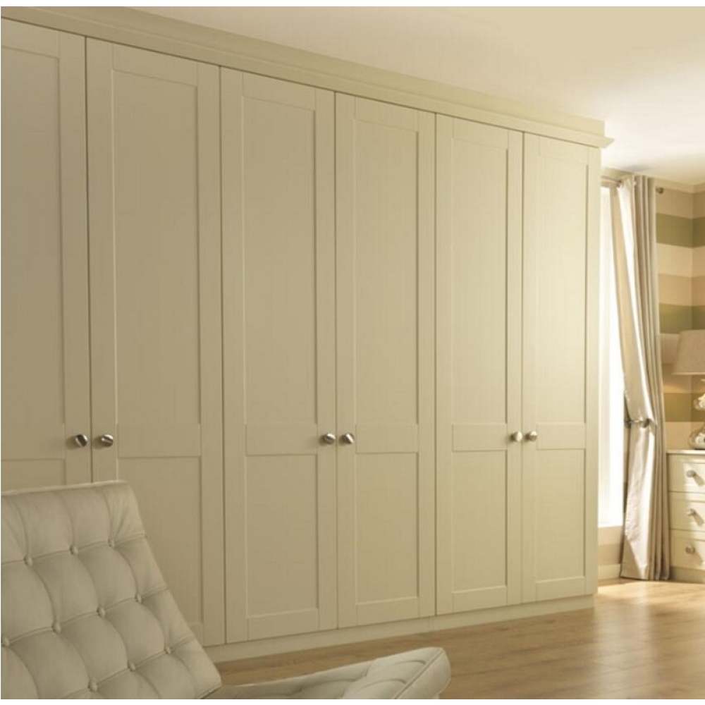 China Manufacturer High Quality Bedroom Furniture Clothes Storage Solid Wood Wardrobe